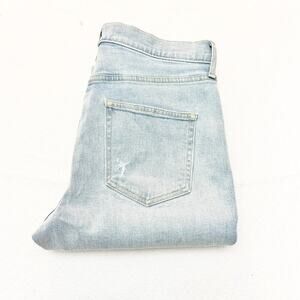 AYR The Sugar Straight Leg Light Wash Denim Jeans Ripped Knee Size 33 Short MINT